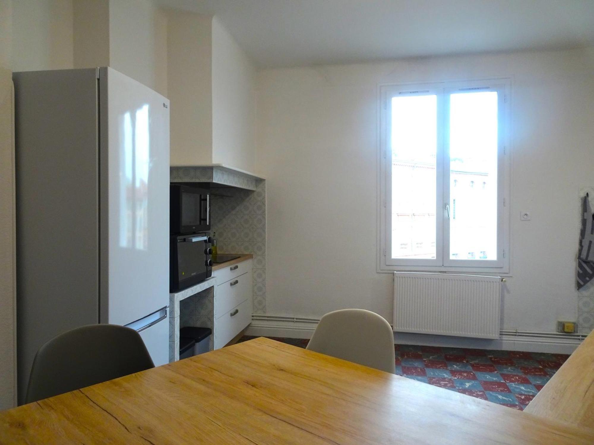 Chambre Privee Et Spacieuse Au Sein D'Un Logement Partage - Central, Quartier Villebourbon - 3 Chambres Doubles - 2 Balcons - Places De Stationnements Gratuites - 5 Min A Pied Gare Et Hypercentre مونْتوبا المظهر الخارجي الصورة